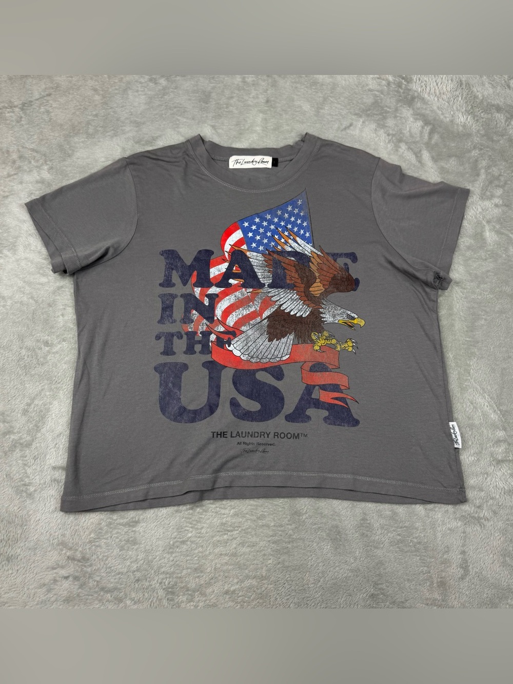 The laundry room sz small made in the USA  tee sz small